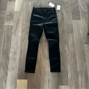 Mother Swooner Blk Coated Jeans Size 28